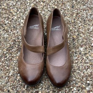 Dansko Women's Tan Mary Jane Mules